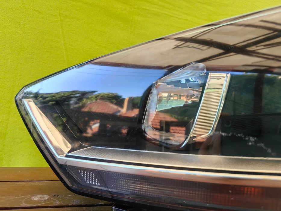 Фар за VW Touran / ВФ Туран