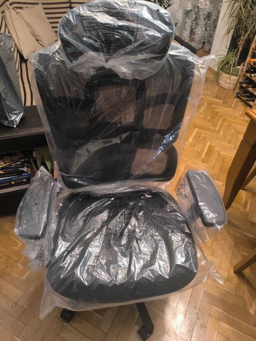 Ергономичен стол  нов от stola.bg