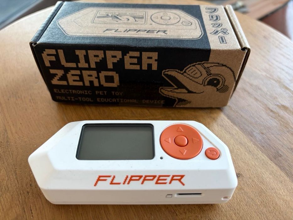 Flipper Zero multi-tool device dev board ca nou garantie