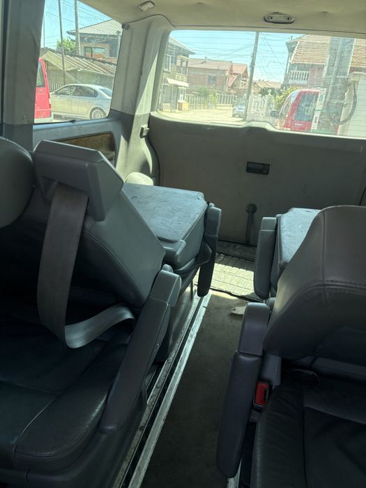 Бус Volkswagen T-5, 5+1