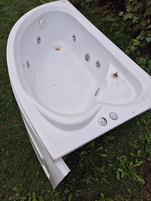 Vând cadă hidromasaj