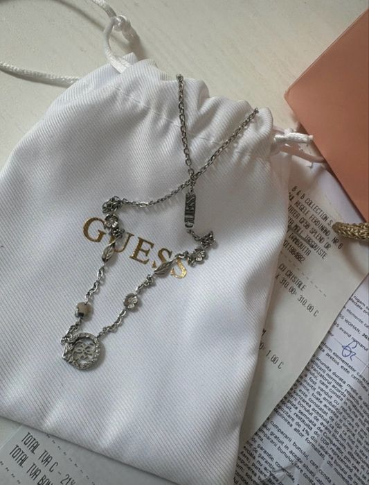 Lanț și pandantiv cu cristale Guess Woman