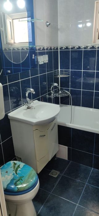 Vanzare Apartament 2 camere micro 38 etaj 4 /4