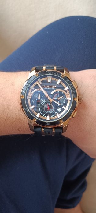 продам часы в хорошем состоянии