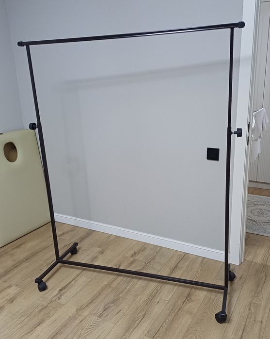 Продается напольная вешалка