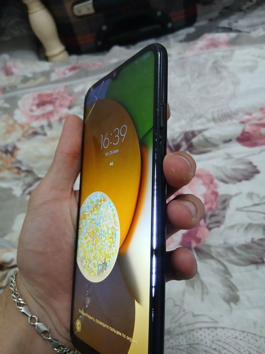 A03 3/32 tel ekran almashgan rodnoy stilko singan rasmda korsatilgan