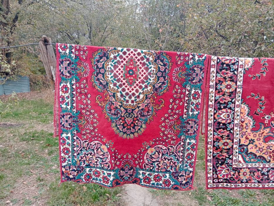 Продам ковры в хорошем состоянии