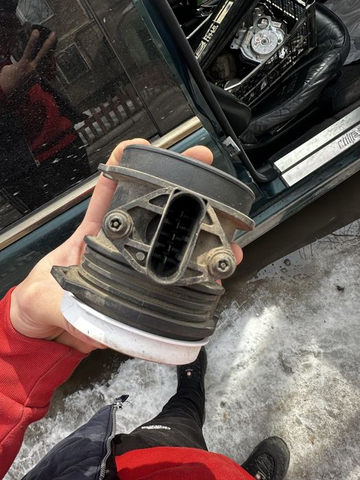 Продам валюметр или ДМРВ w210