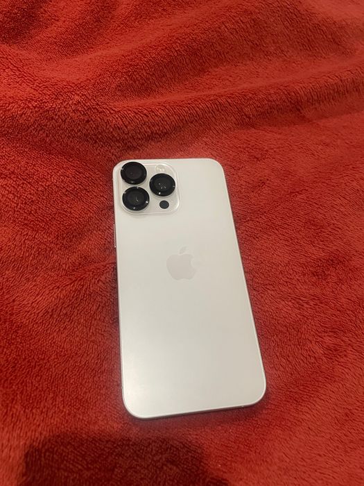 Айфон 15 Про Макс