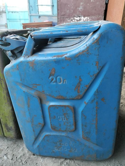 Канистры жидкостные