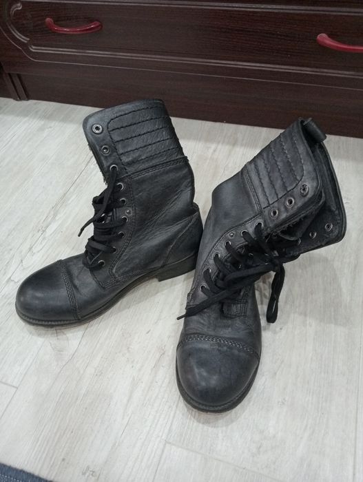 Продаются берцы кожаные