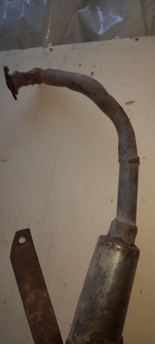 Глушитель продам срочно