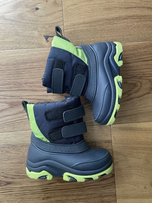 Kids Boots. Size 23