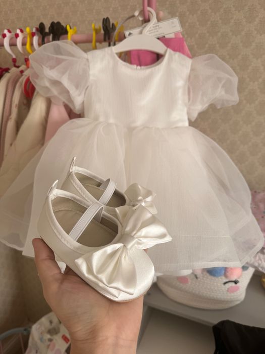 Белое платье на годик