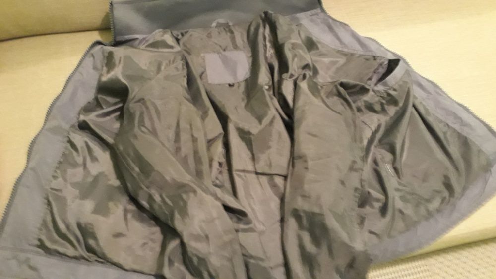 Продава се мъжко яке "МАDОC"