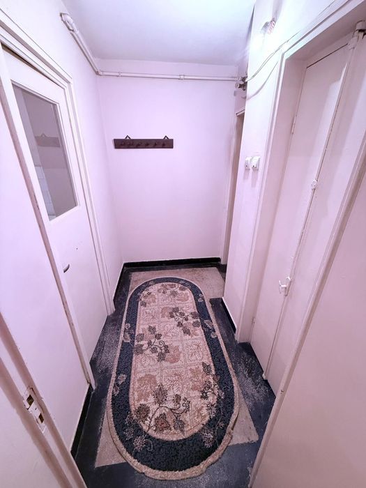 Apartament cu 2 camere  !Târgu Jiu, zona centrală, Strada Unirii !