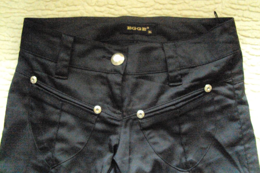 Брючки на 42-44 р-р