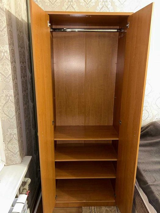 Шкаф платяной/Шкаф для одежды