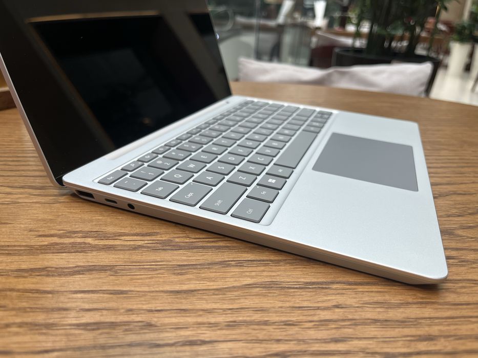 Microsoft Surface GO 3