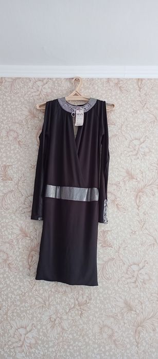 Продам не дорого платья.