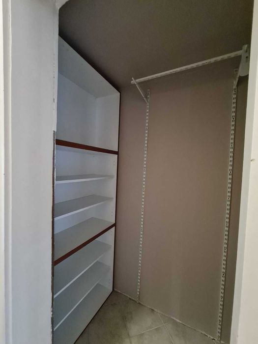 Дава се под наем Тристаен апартамент в София, Център - 135 кв.м за 765 € - Снимка #11