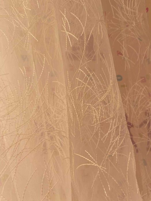 Продам тюль в зал