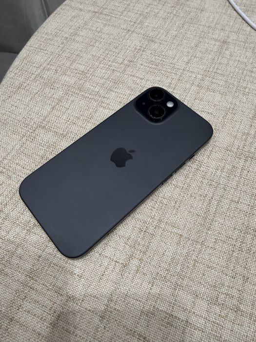 Продам Iphone 15 128gb