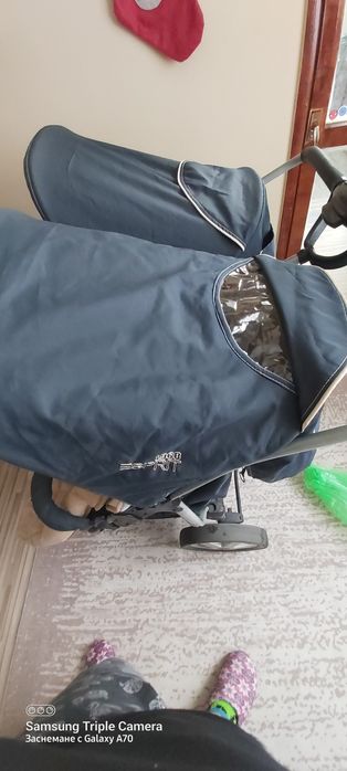 Количка за близнаци