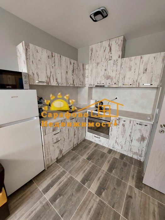 Дава се под наем Двустаен апартамент в Бургас, Сарафово - 50 кв.м за 433.5 € - Снимка #2