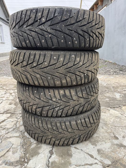 Продам зимние шины