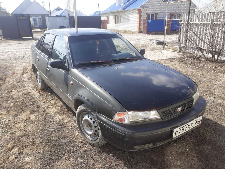 Машина дэу нексиа