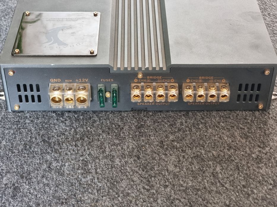 Усилитель 4 канальный