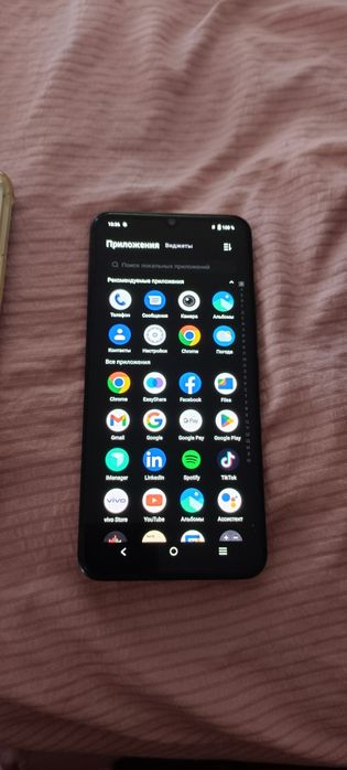 Vivo v23e в хорошем состоянии