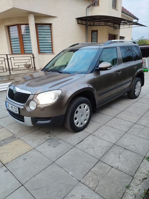 Skoda Yeti TDI 4x4 170cai  Germania Elegance dublu climatr, incz scaune, alcantara bej, navi mare, xenon
