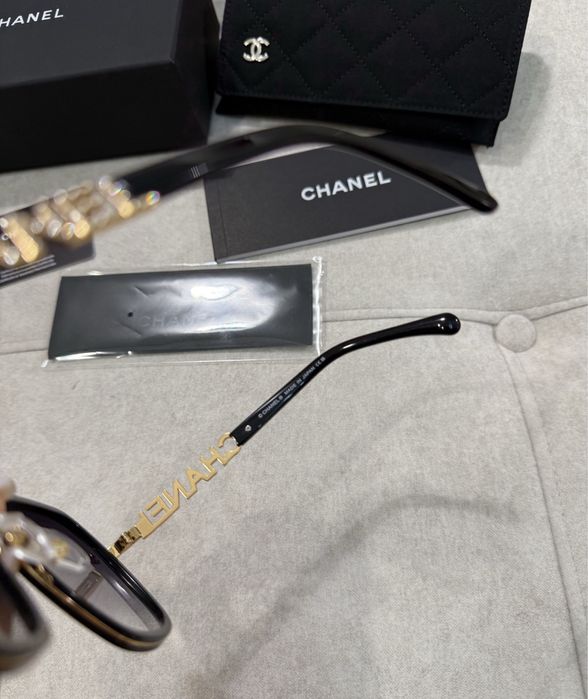 Очки Chanel с упаковкой