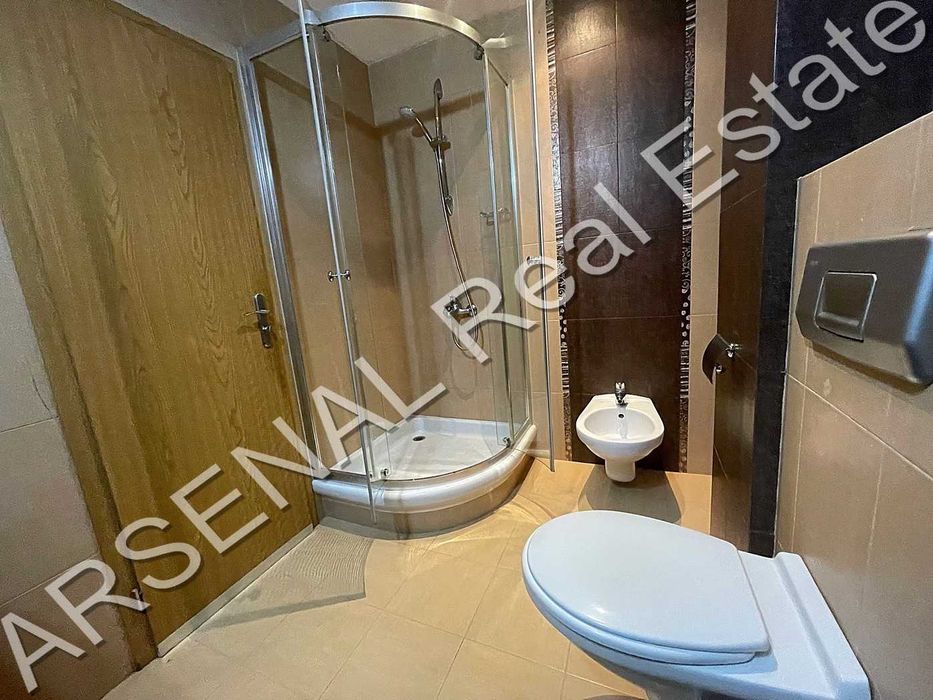 Дава се под наем Тристаен апартамент в София, Редута - 160 кв.м за 1100 € - Снимка #6