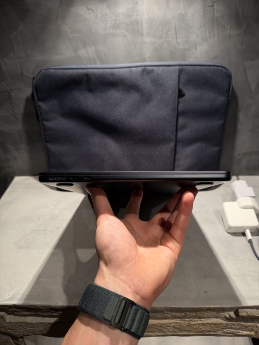 КАТО ЧИСТО НОВ Macbook Air M2, 96% батерия