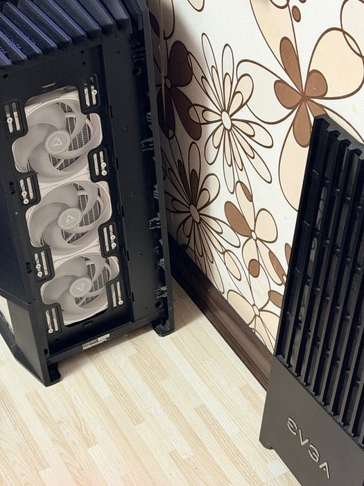 Vând pc !!! Preț negociabil !!!