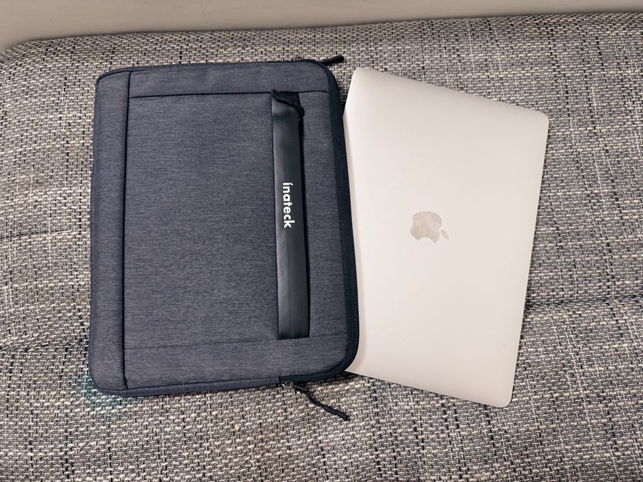 MacBook Air 2020 M1 – 8GB RAM – SSD 256GB – 88% Baterie
