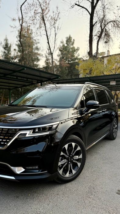 Kia Carnival Luxe 2023