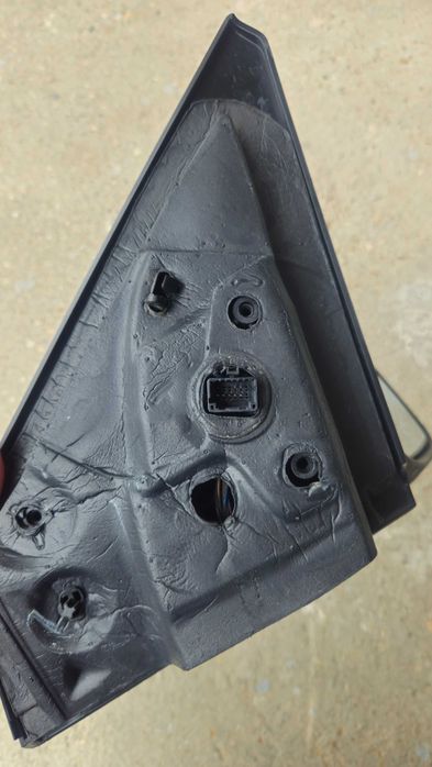 Части Renault/Dacia.Дясно огледало,антена,калобрани