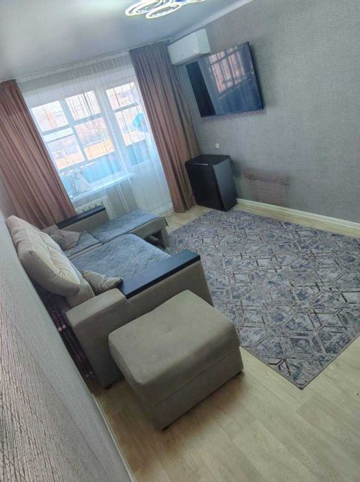 Продам 2-х комнатную квартиру в районе 11 школы