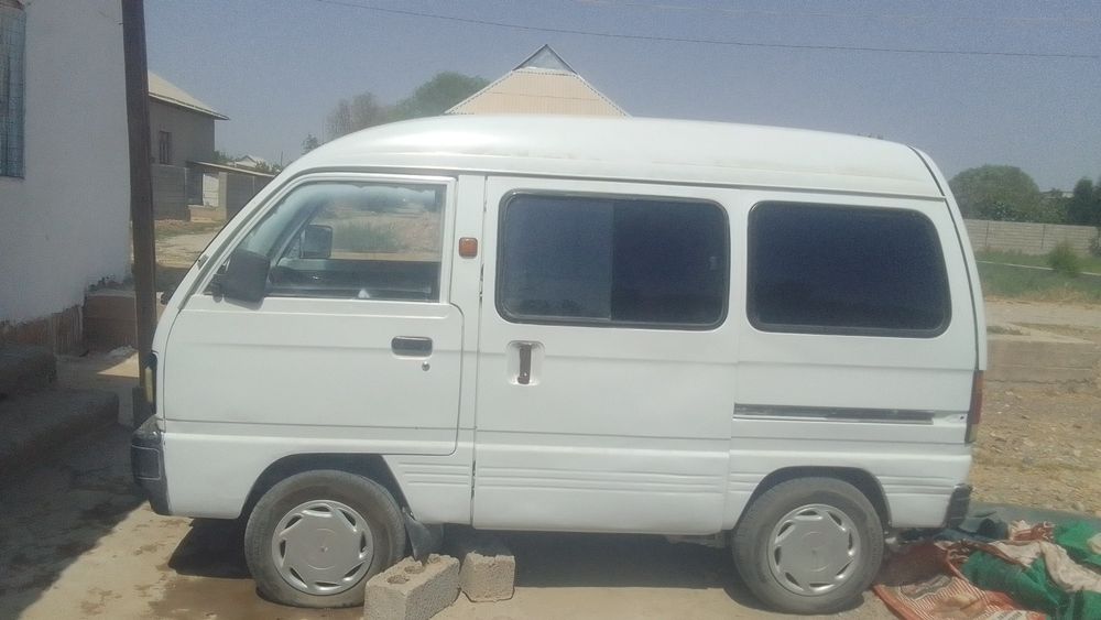 Damas 1 sotiladi narxi va ma'lumot tel orqali beriladi