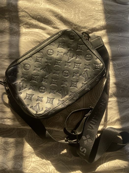 Borseta Louis Vuitton