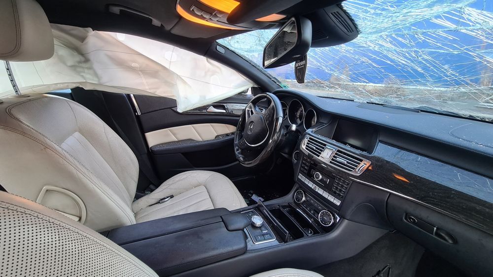 На Части CLS350CDI W218 CLS 350 CDI ЦЛС ЦДИ мерцедес Mercedes 258кс