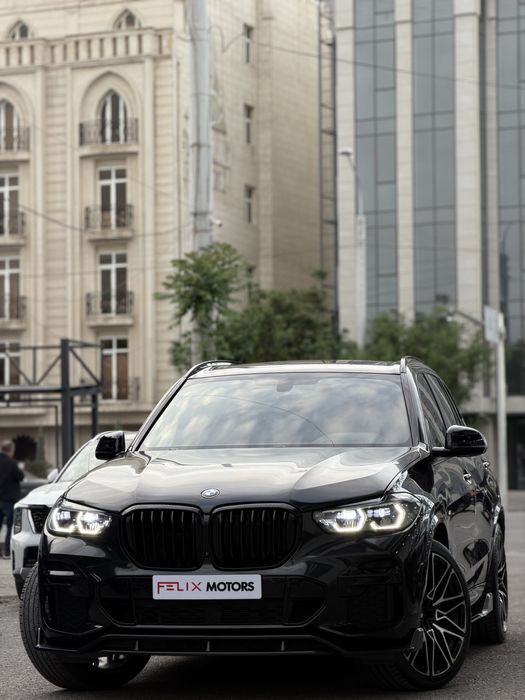 BMW X5 2021 — 2