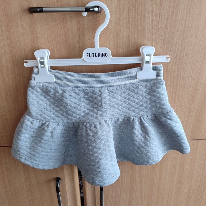 Продам одежду на девочку 3-5 лет