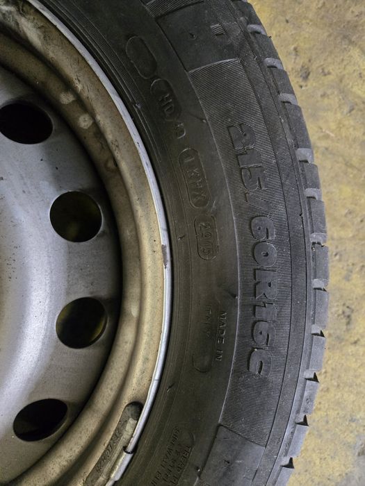 Продавам джанти с гуми