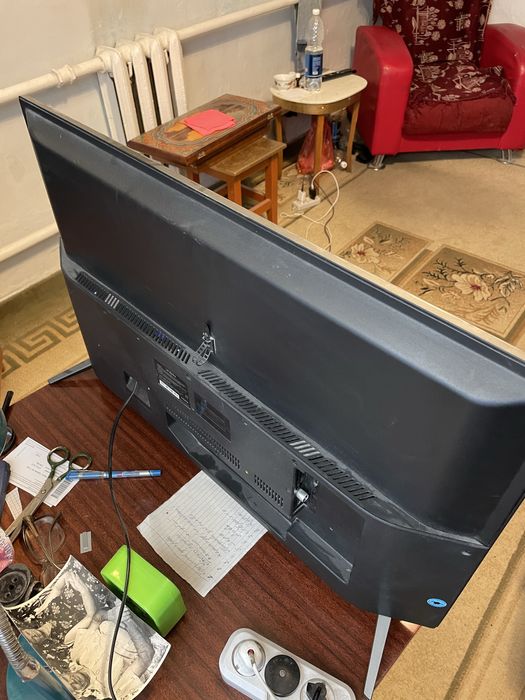 продам телевизор