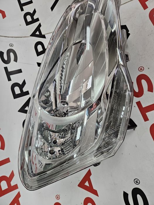 Фар стоп стопове предна броня Citroen c3 Berlingo 2009 Pluriel